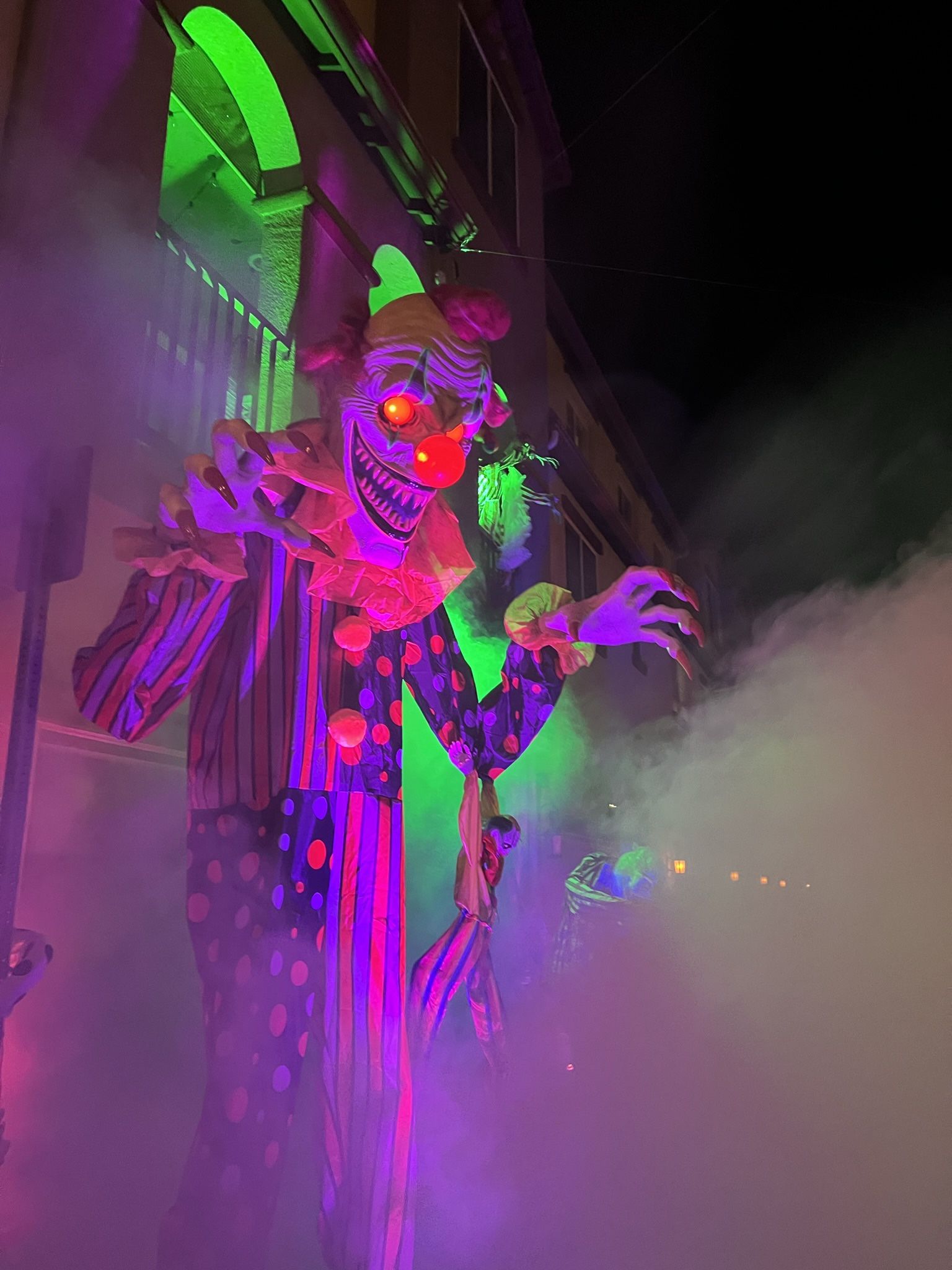 Crackles The Clown 12ft Tall for Sale in Lake Forest, CA OfferUp