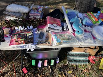 Yard sale today 11/14 2509 Woodlawn Dr Ennis, TX 75119