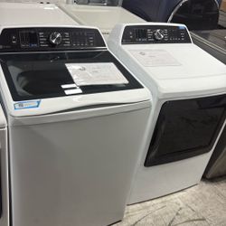 Ge Topload Washer And Electric Dryer