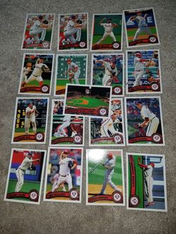 17 topps Phillies trading cards