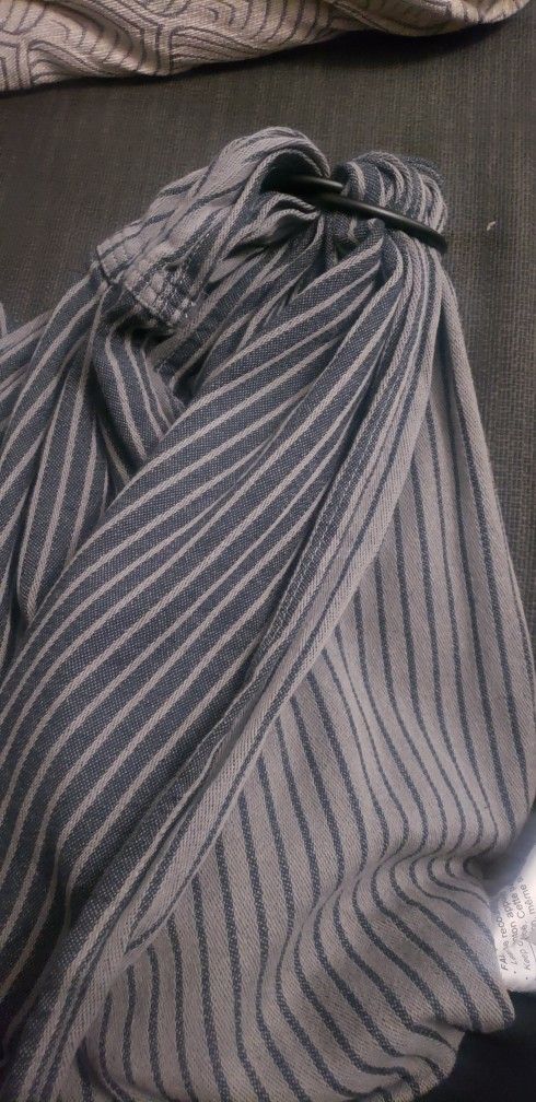 Moby Ring Sling