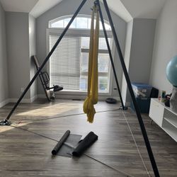 Miscellaneous aerial circus equipment 