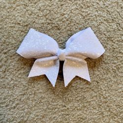 Brand New-Sparkle Bow🎀 Up to 15 Bows Available