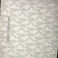 Michael KORS billfold wallet