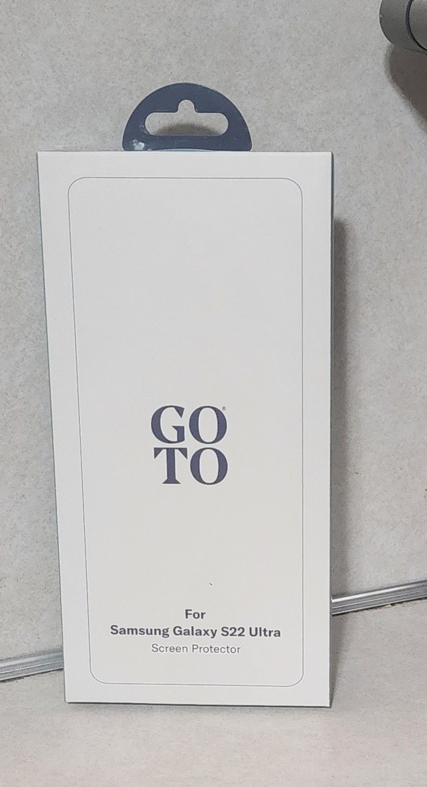 GoToâ„¢ Flex Screen Protector for Samsung Galaxy S22 Ultra
NEW IN PACKAGE