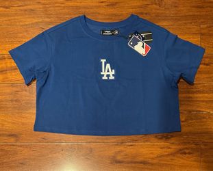 Pro standard women’s crop top T-shirt!!