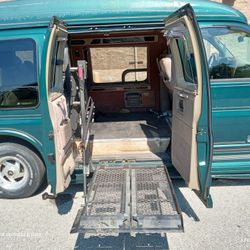 1998 GMC Sierra Wheelchair Handicap Van