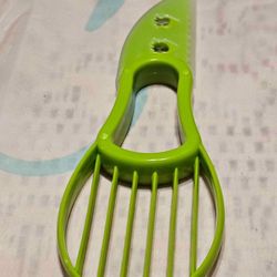 CORTADOR DE AGUACATE 