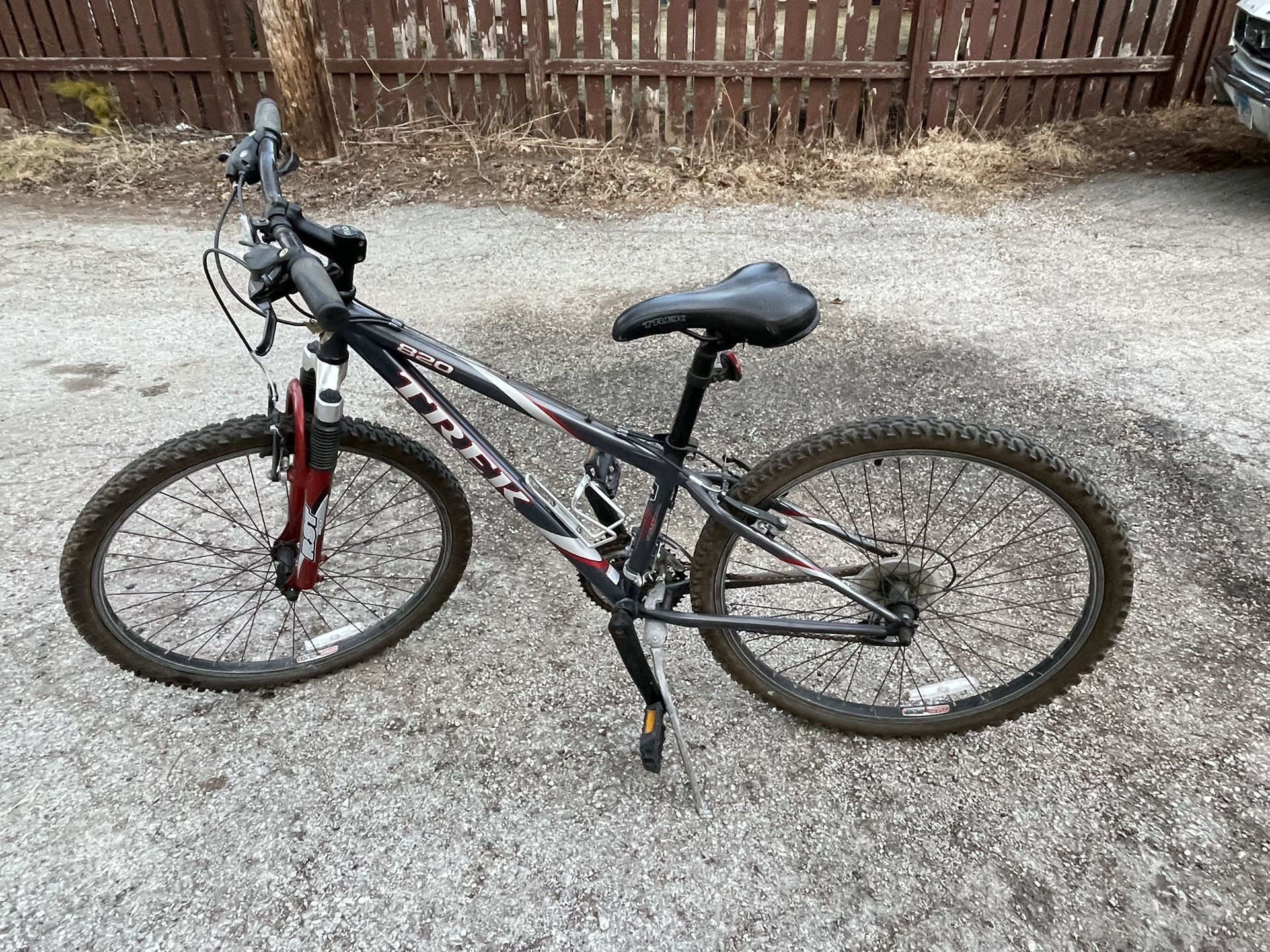 Trek mountain Bike 820