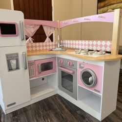 Kids Play Kitchen/Washing Machine Set