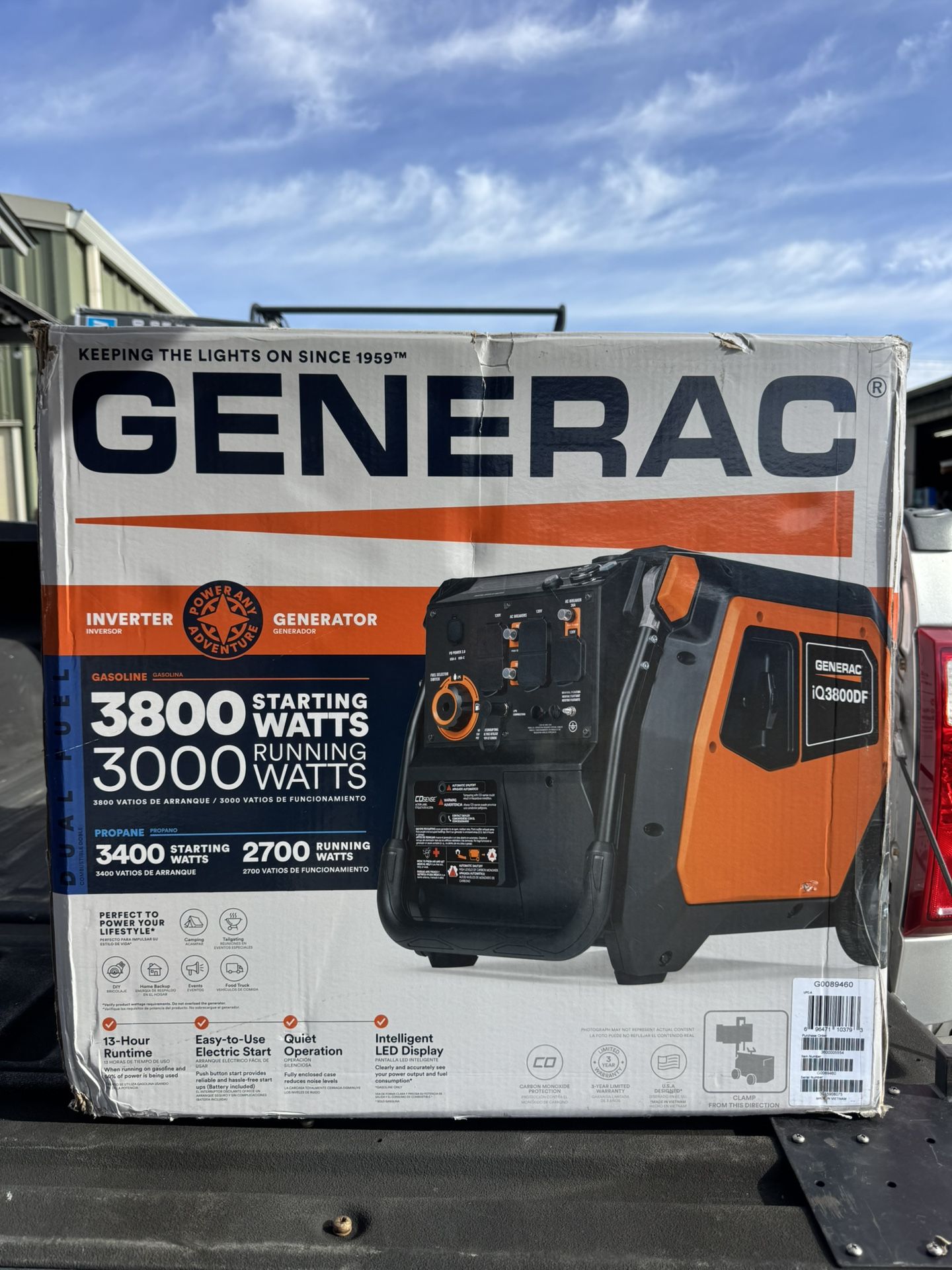 New!! Generac 3800/3000-Watt Dual Fuel Inveter Generator, Fully Enclosed Case and Easy-To-Use Electric Start with Battery Included