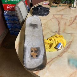 Skateboard