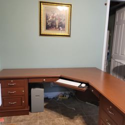 L-Shape Mahogany Desk