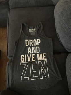 Yoga/workout racer back shirt tank top size women’s small