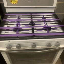 Whirlpool 5 Burners Gas Stove In White Working Perfectly 4 Months Warranty 