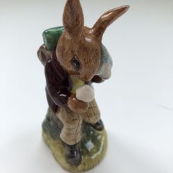 Royal Doulton Billie Bunnykins “Cooling Off”