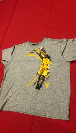 Kobe Bryant Nike Dri Fit Shirt used but looks brand new size xxxl