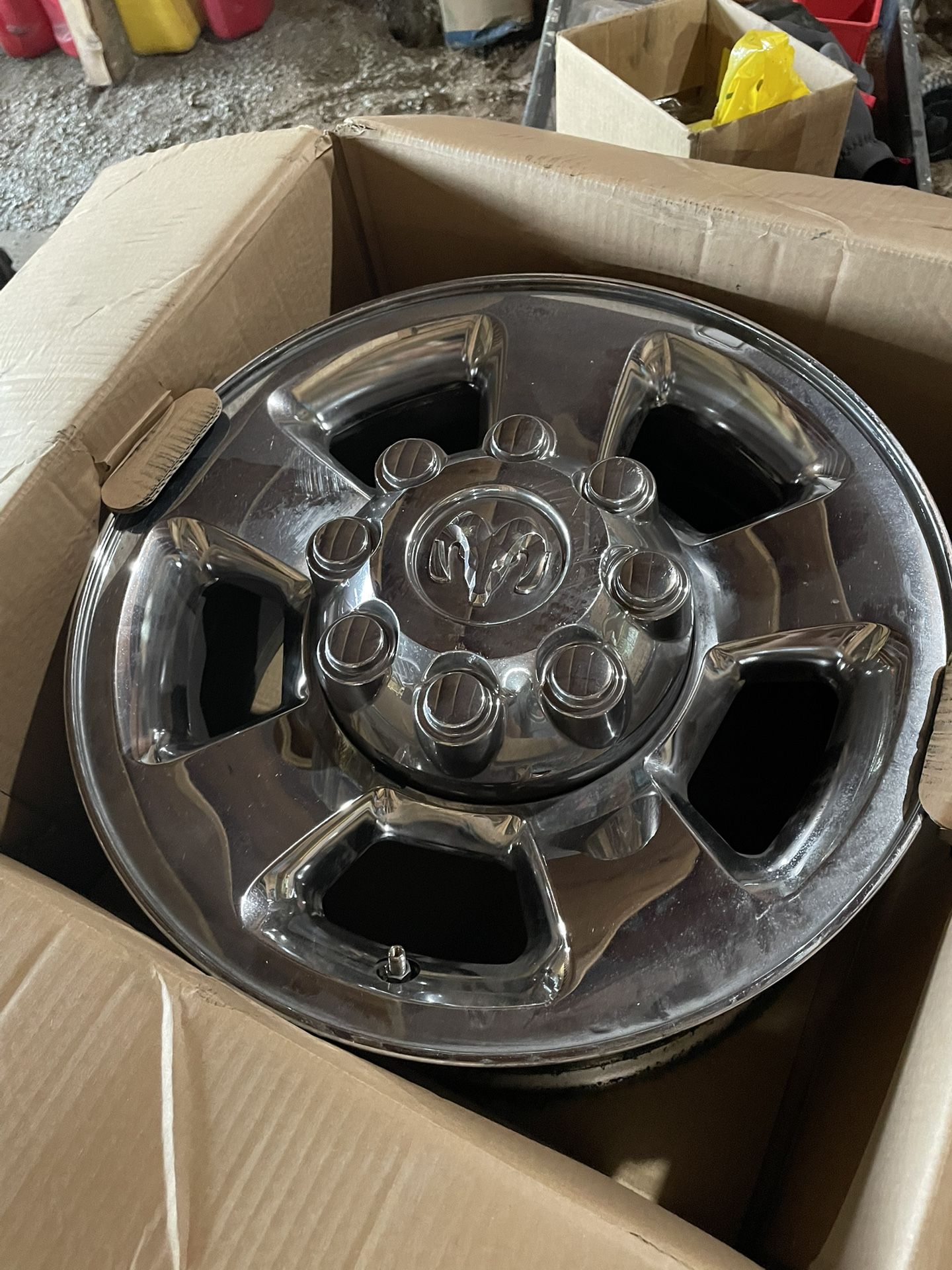 2008 Ram 8 Lug 17” Rims