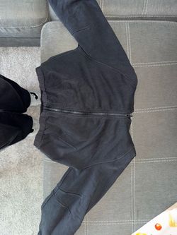 Lululemon Cropped Sweatset