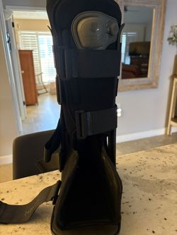 Walking Boot