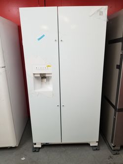 New scratch and dent Kenmore 26cu.ft side by side refrigerator 1 year warranty