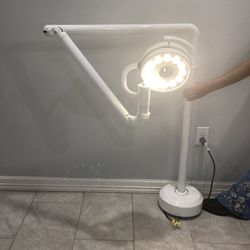 Single Ceiling Mount Surgical Light