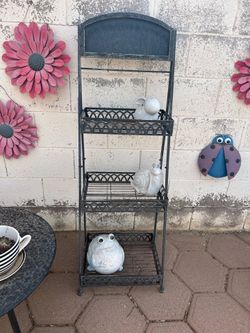 Planter stand/outdoor shelf
