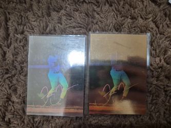 Holo #3 and #4 Frank Thomas baseball cards