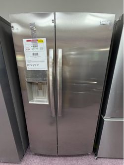 Frigidaire 22.3 cu ft Counter Depth Refrigerator