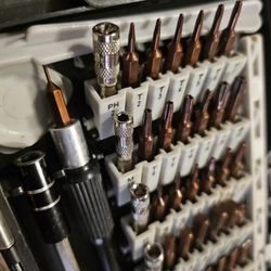 Syntus 60-in-1 Precision Screwdriver Set – Complete – New