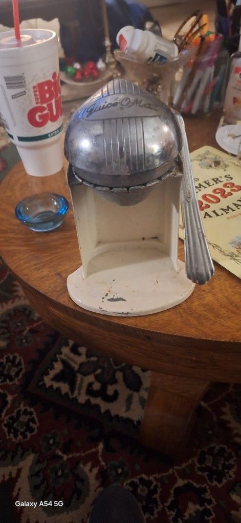 Vintage Juicer