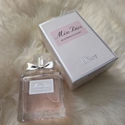 Miss Dior Blooming Bouquet *Eau De Toilette* 100ml/3.4 Fl Oz