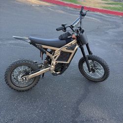 E Dirtbike