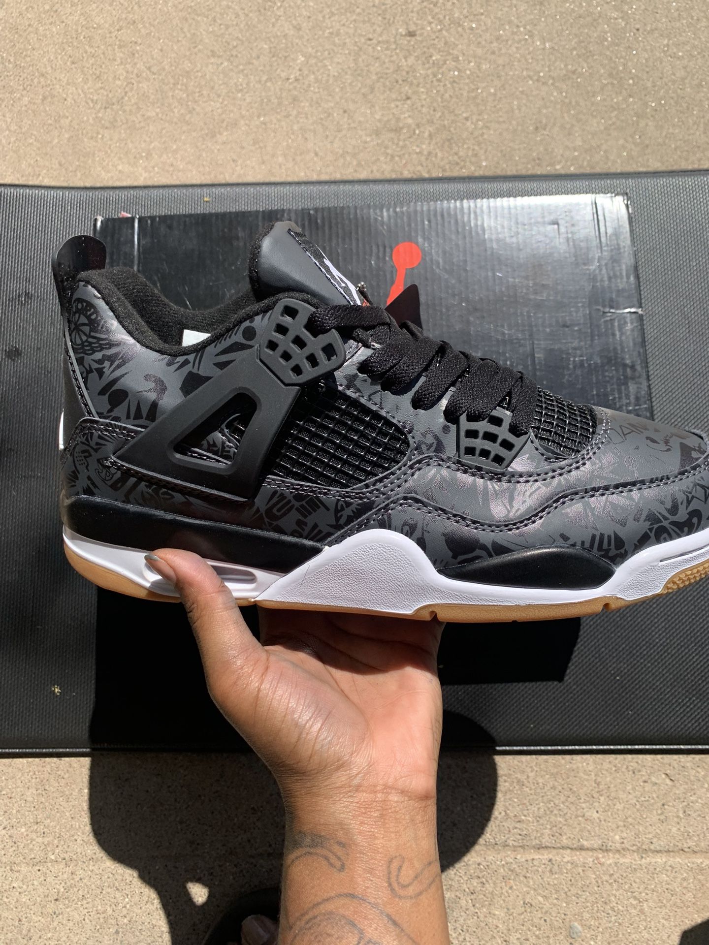 Jordan 4(black Laser)