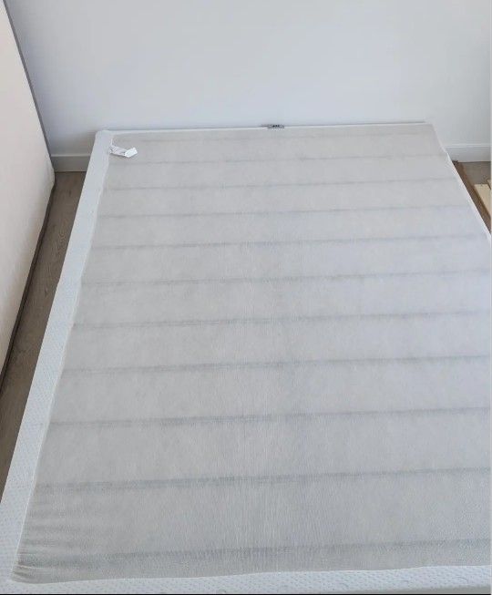 Metal Box Spring Queen With Cover.
