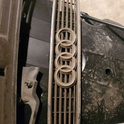 2001 Audi A4 Grill