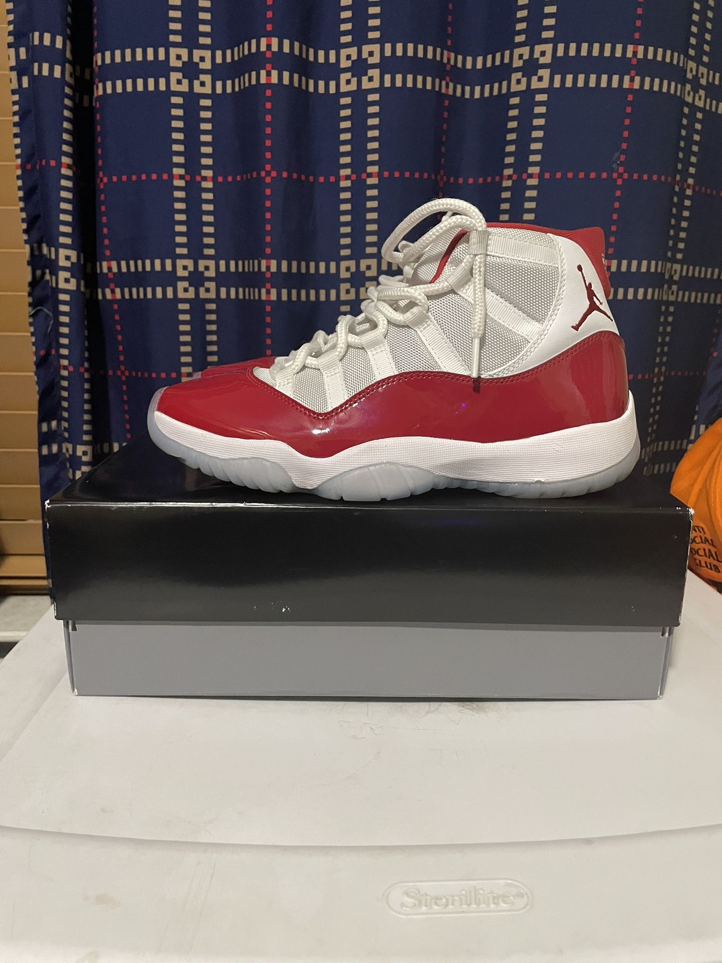 Jordan 11