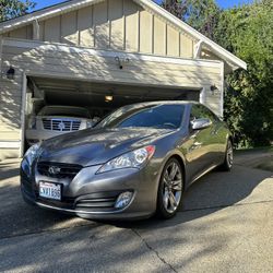 2011 Hyundai Genesis Coupe