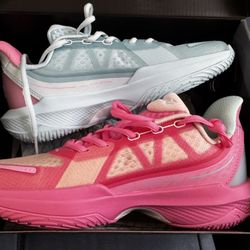 361 Sports Volleyball Shoes - New In Box