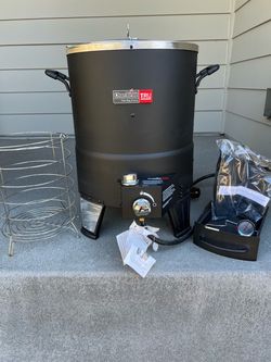 Oil-less turkey fryer