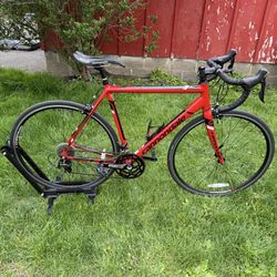 Cannondale CAAD8 Road Bike – 54cm – Lightweight Alloy – Upgraded Saddle & Pedals