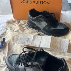 Men Louis Vuitton Sneakers Size 8