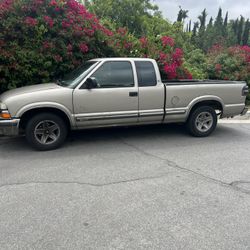 2000 Chevrolet S-10