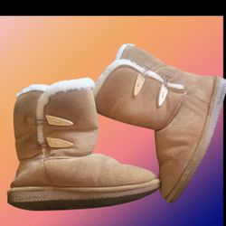 Bearpaw boots sz 8