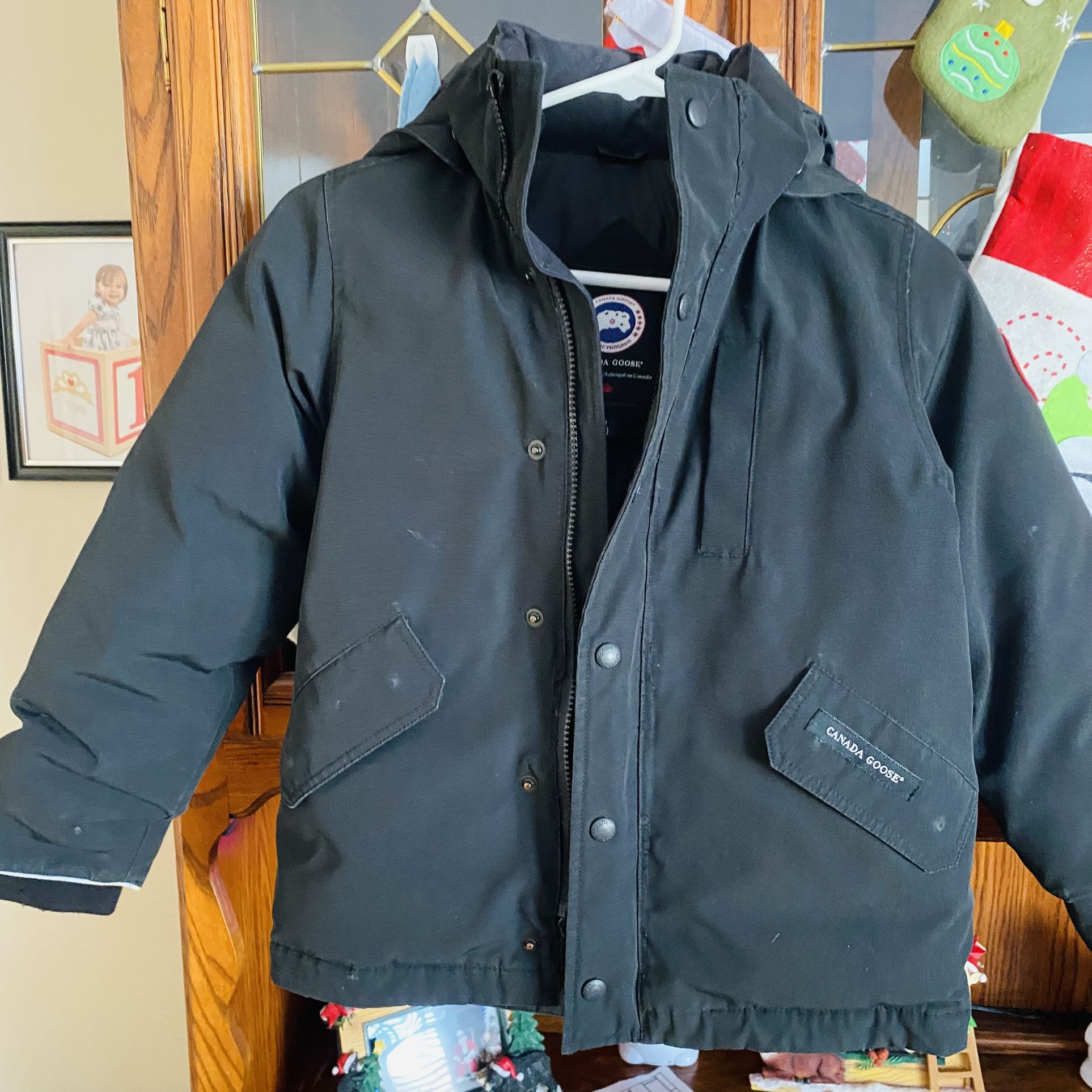 Canadian Goose Girls Parka Size 7/8