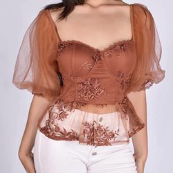 Small Lace Peplum 