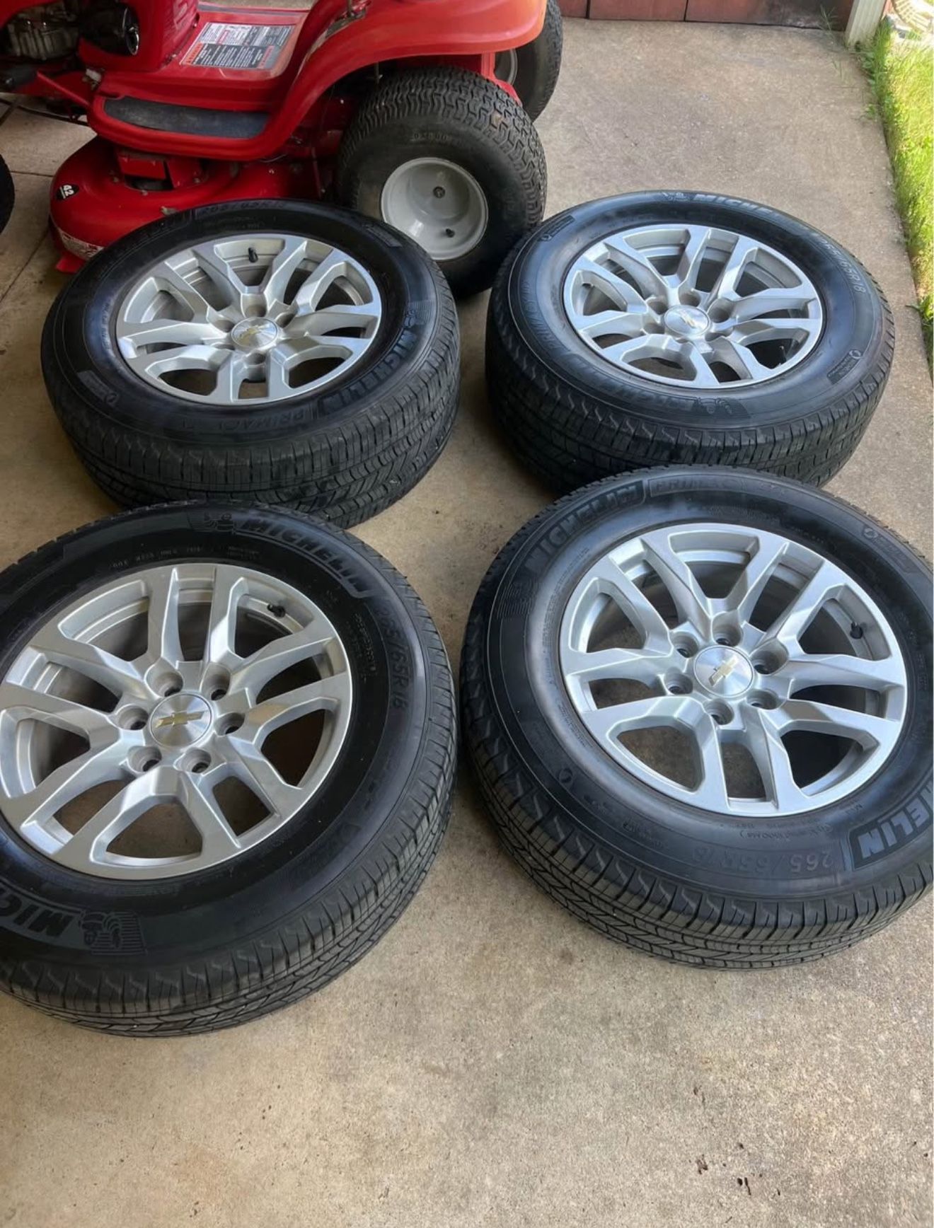 Chevy Silverado 2020 Stock Wheels 18”