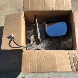 2004-2014 Nissan Titan or Armada 