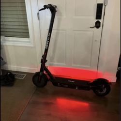 Premium Electric Scooter HiboyKS4