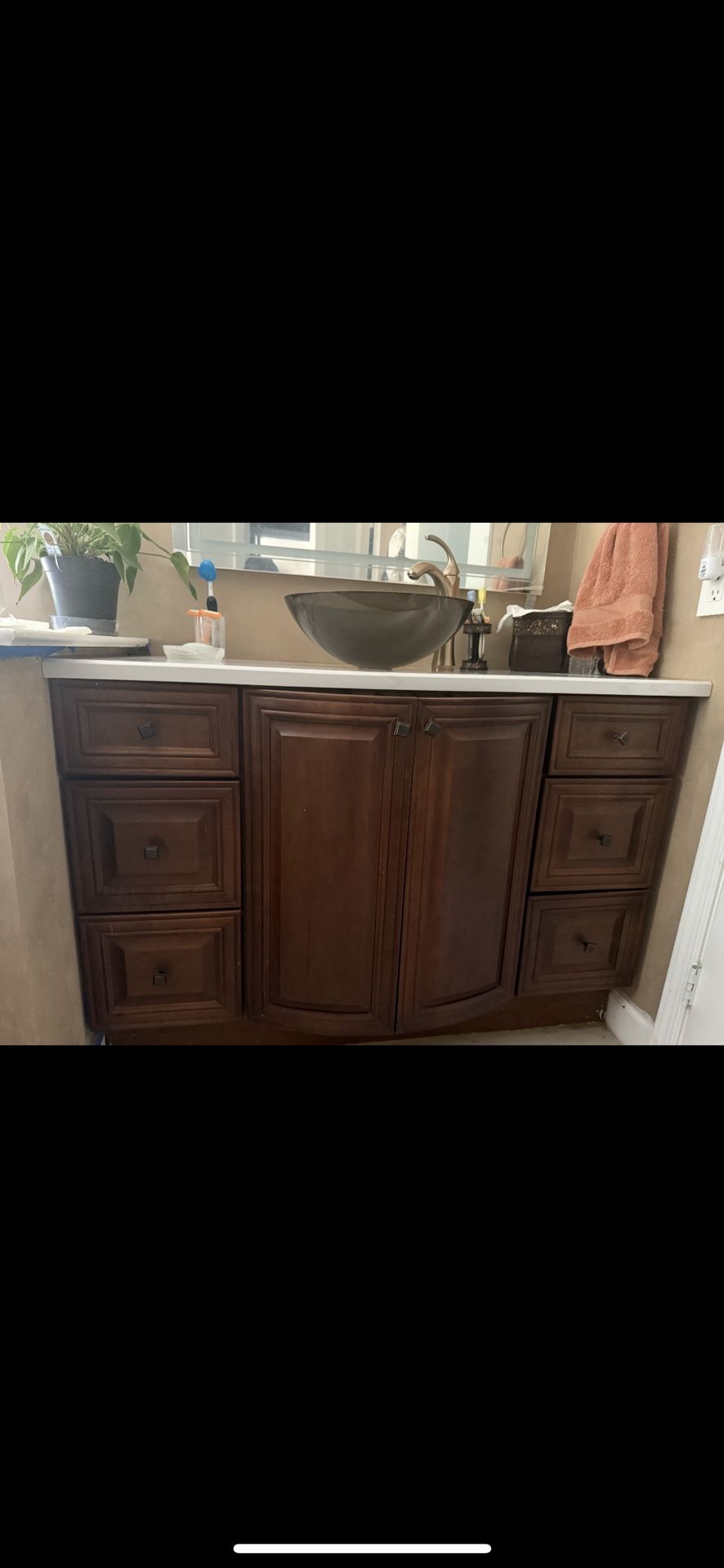 2 Like new beautiful dark oak bathroom vanities $500 Each ($950For Both)